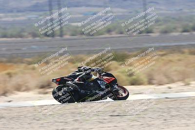 media/Oct-05-2025-CVMA (Sun) [[beeef4f201]]/Race 10-Formula Lightweight Twins Shootout/